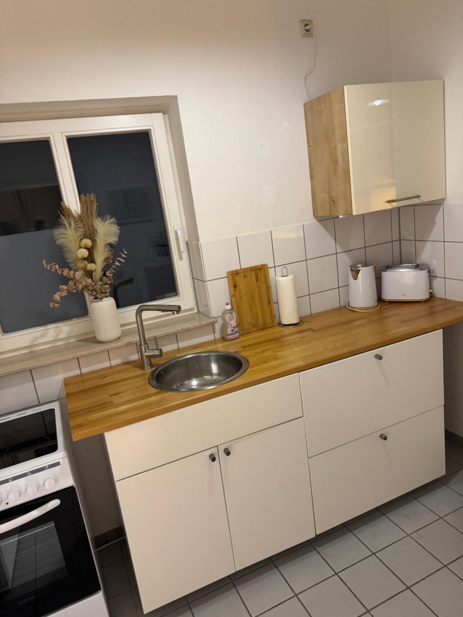 Ferienwohnung Schildblick Modernes Apartment Direkt In Der Altstadt Von Erfurt Nahe Der Kraemerbruecke - Beste Innenstadtlage Eksteriør bilde
