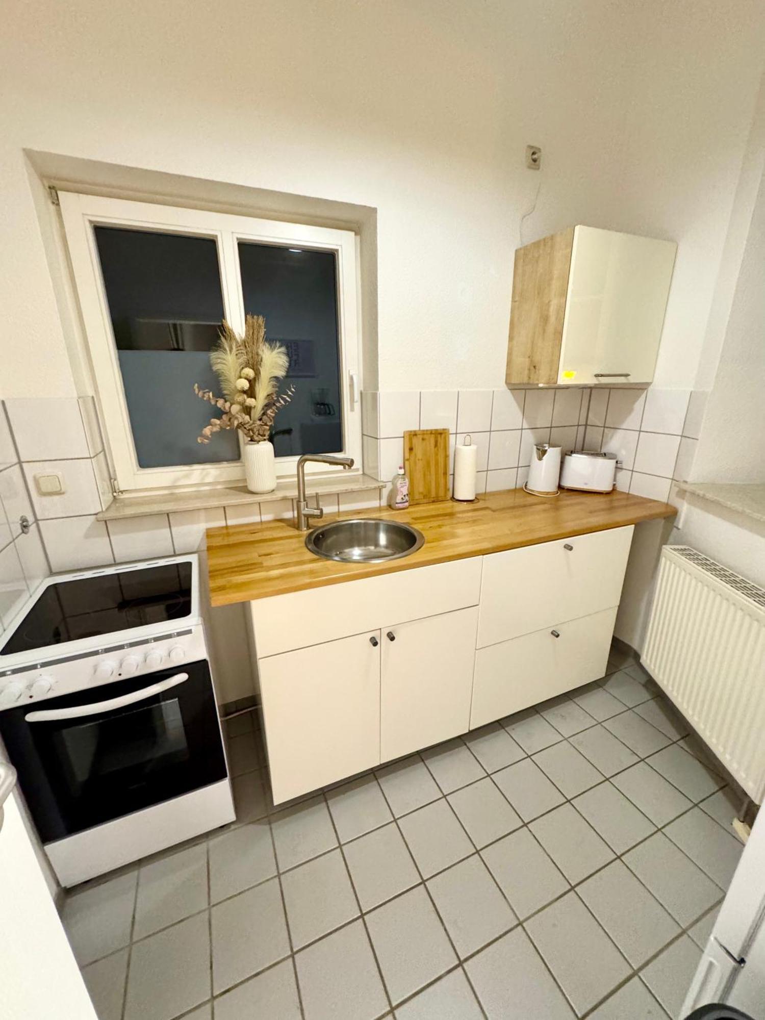 Ferienwohnung Schildblick Modernes Apartment Direkt In Der Altstadt Von Erfurt Nahe Der Kraemerbruecke - Beste Innenstadtlage Eksteriør bilde